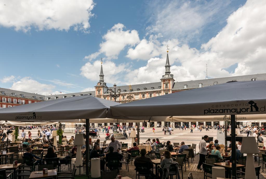 Apartamentos Madrid Xxxiii - Alojamiento De Temporada Екстер'єр фото