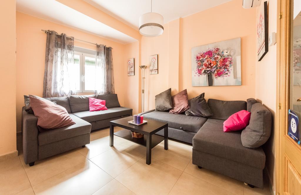 Apartamentos Madrid Xxxiii - Alojamiento De Temporada Екстер'єр фото