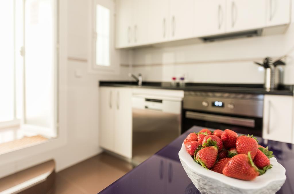 Apartamentos Madrid Xxxiii - Alojamiento De Temporada Екстер'єр фото