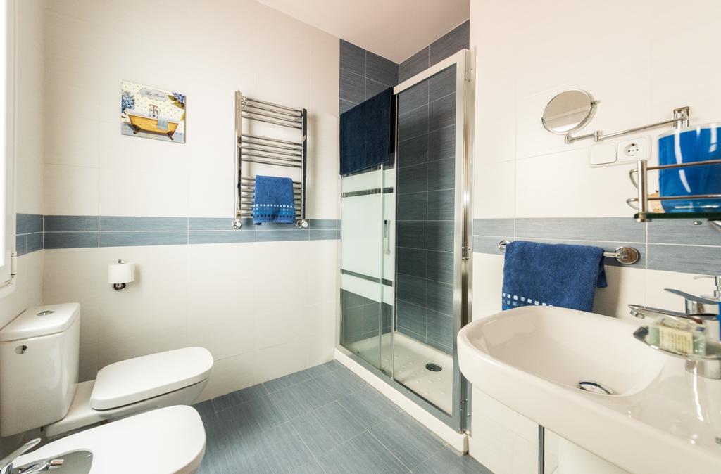 Apartamentos Madrid Xxxiii - Alojamiento De Temporada Екстер'єр фото