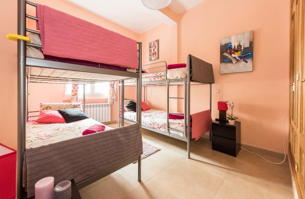 Apartamentos Madrid Xxxiii - Alojamiento De Temporada Екстер'єр фото